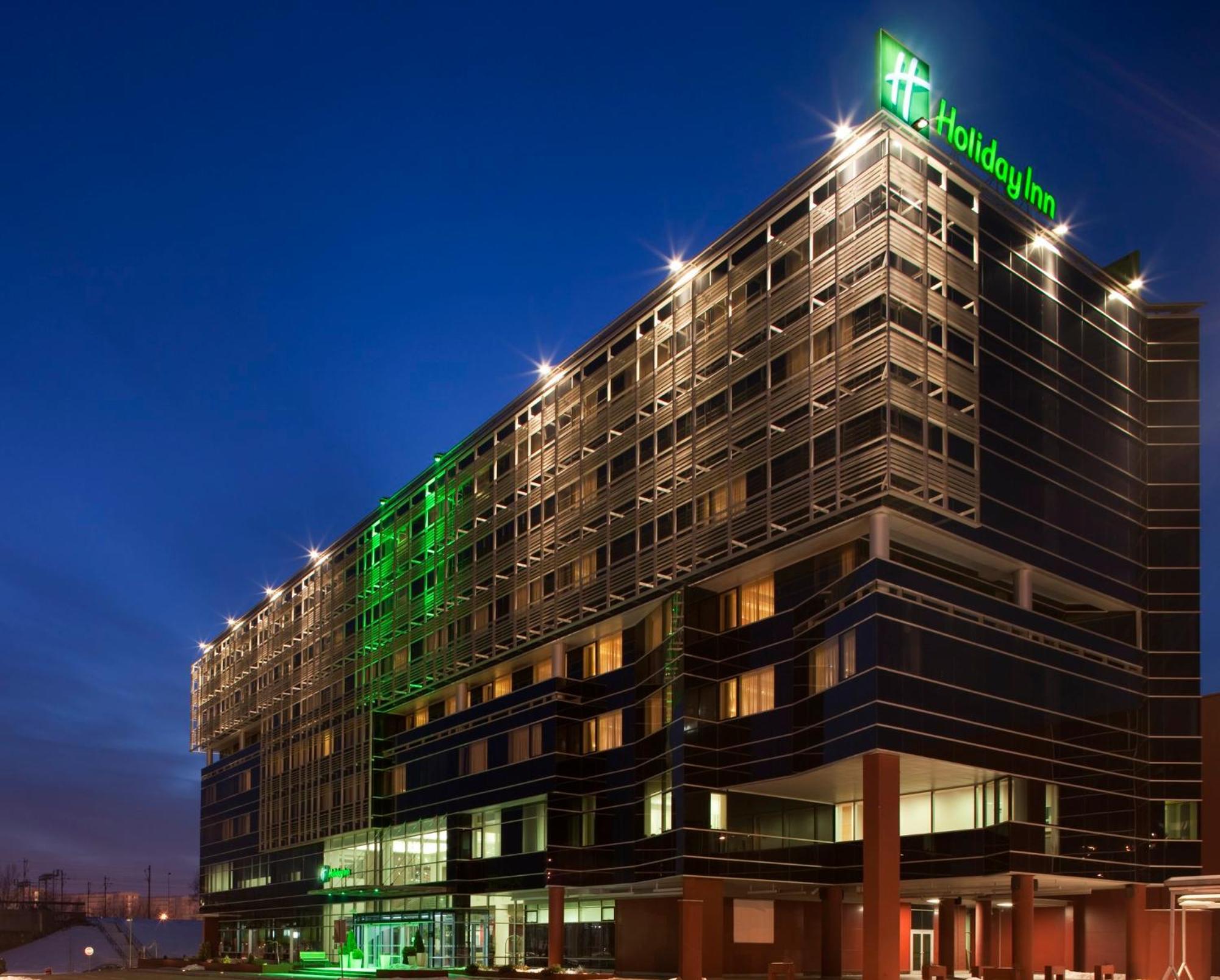 Holiday Inn Belgrade, an IHG Hotel Buitenkant foto